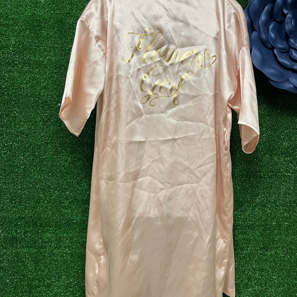 DB Studio Pink Flower Girl Robe Size Medium - Picture 5 of 5